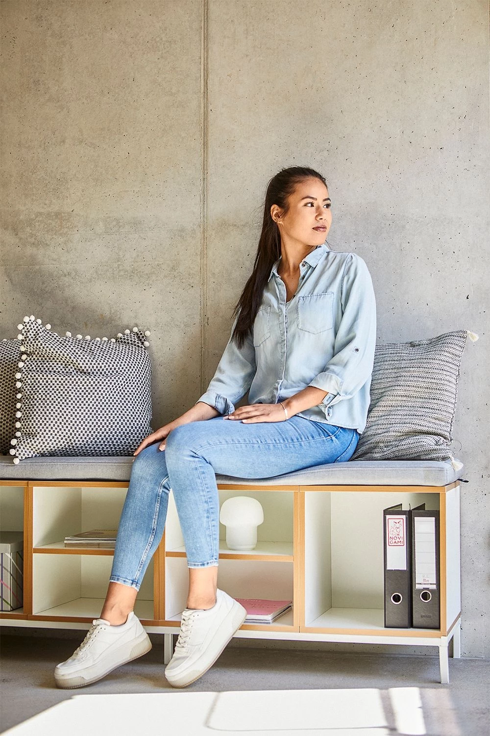 Novigami Quube Stand 3 Novigami Quube Stand